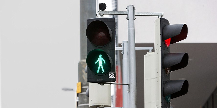 FidgetKute 5 pcs Traffic Signals N Scale Crossing LED Crosswalk Signal Road Street Signals 