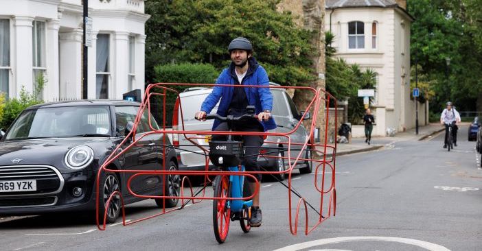 Dott’s car frame highlights the space saving potential of cycling